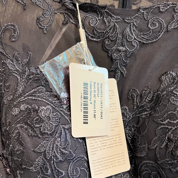 NWT JJs House- A-Line Scoop Neck High-Low Chiffon Dress w/ Elbow Length Sleeves - Picture 5 of 12